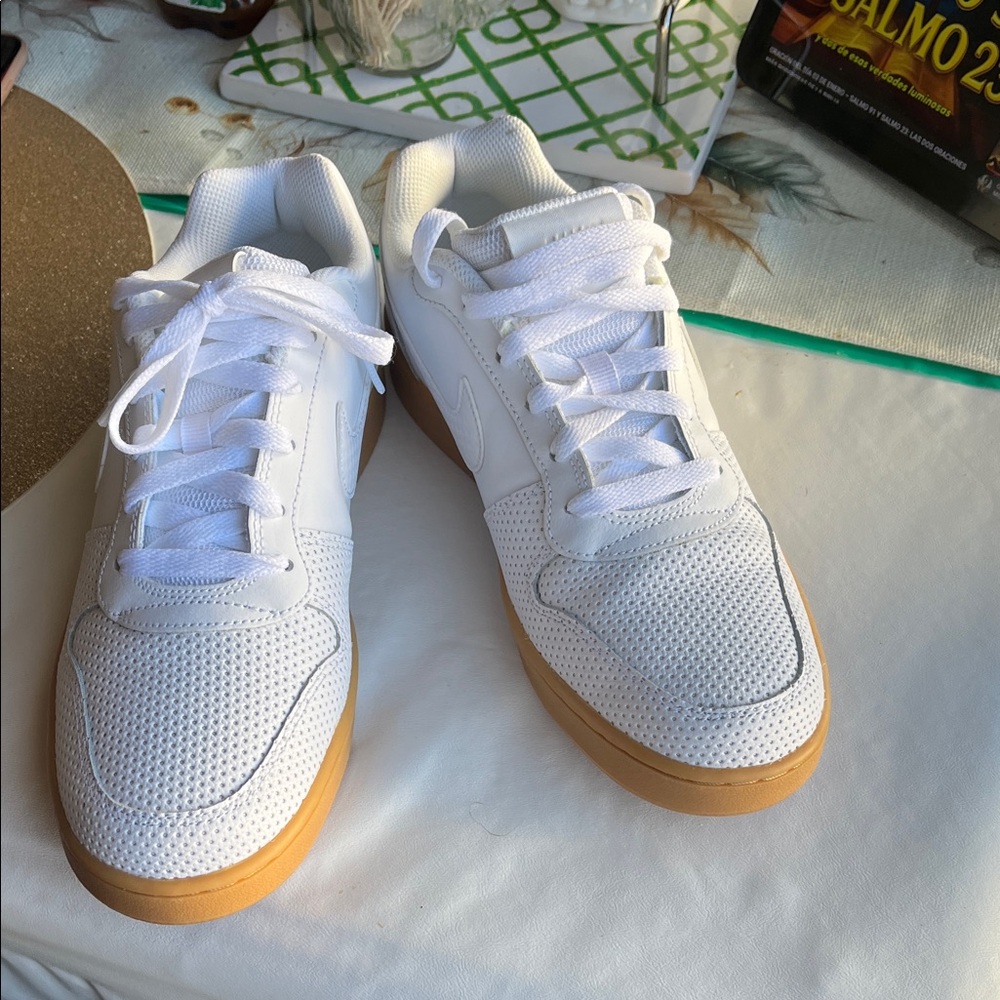 White Men's Sneakers with Gum Sole